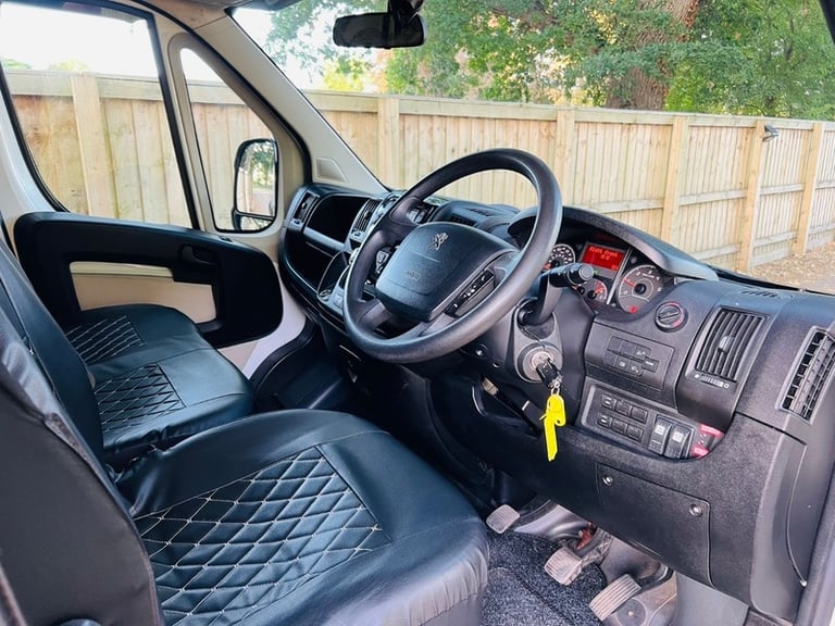 Peugeot Boxer 2.2 HDi 435 Panel Van 5dr Diesel Manual L3 H2 Euro 5 (130 ps)