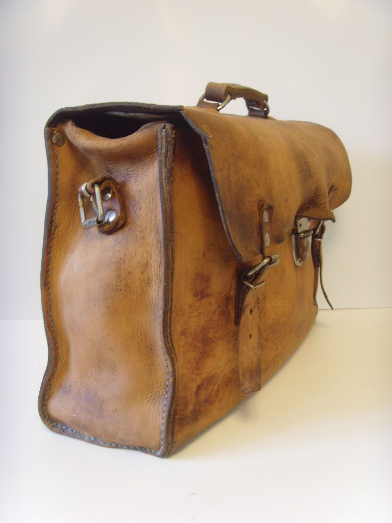 Vintage Engineers Real Leather Tool or Bike Bag
