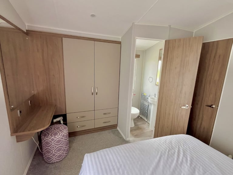 Willerby Avonmore static caravan for sale - Pentire Coastal Holiday Park, Bude Excellent condition