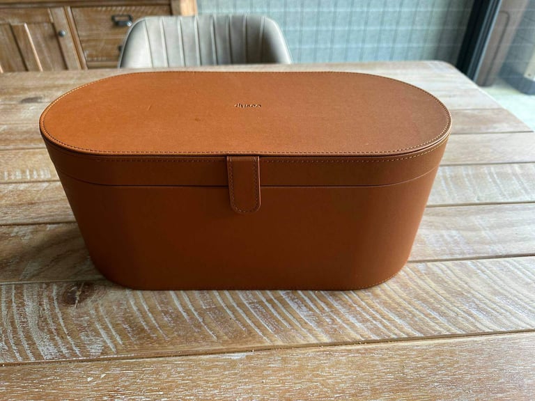 BRAND NEW Dyson Airwrap