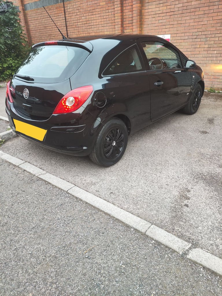 Vauxhall Corsa's (Long MOTS) ULEZ & CAZ Compliant