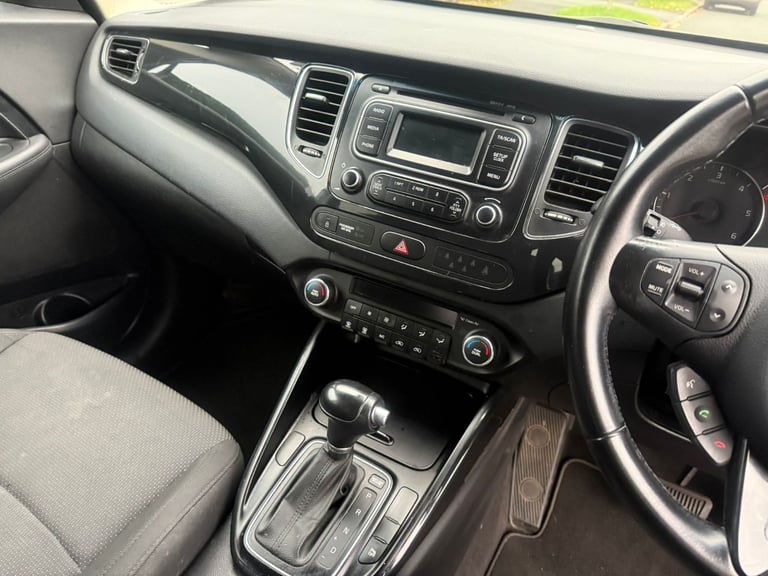 Kia Carens 2 1.7 CRDi MPV 7-seater Automatic with 12 Months Mot&Low Mileage 79K&Full Ser Hist