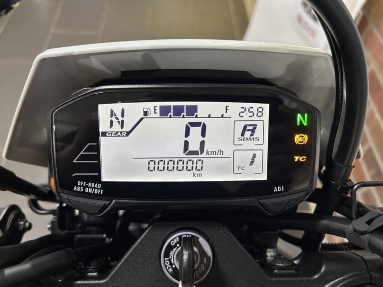 Suzuki DRZ Supermoto DR-Z400SMRLM5