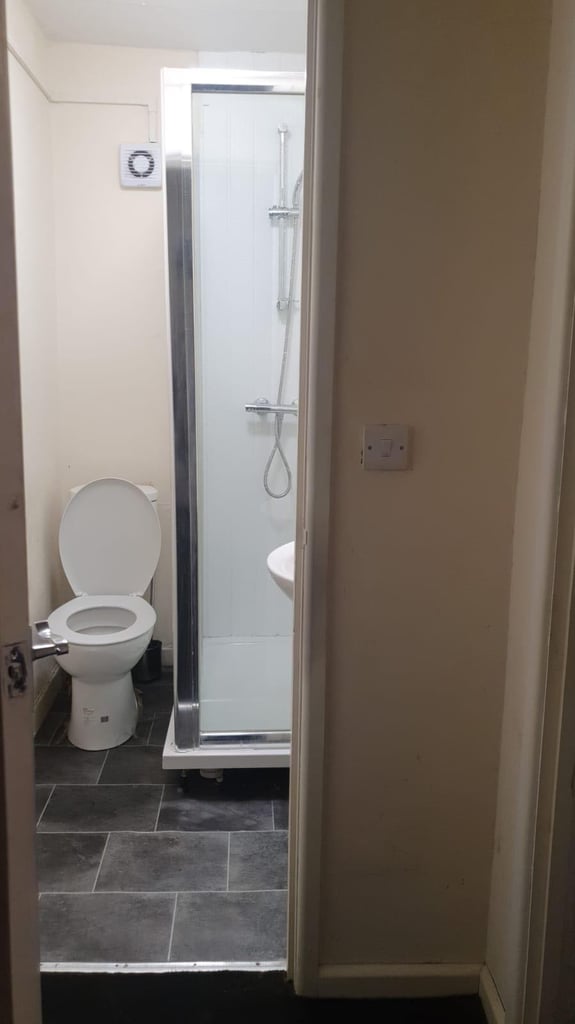 Room to rent 