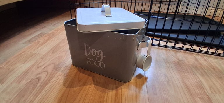 image for Dog food containers with spoon
