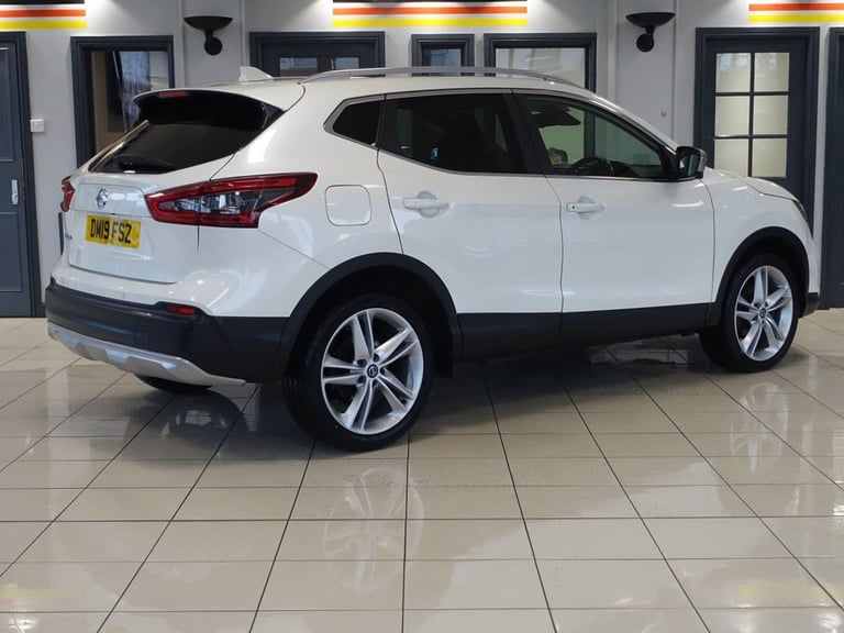 2019 Nissan Qashqai 1.3 DIG-T N-Motion SUV 5dr Petrol Manual Euro 6 (s/s) (140 ps) HATCHBACK Petr...
