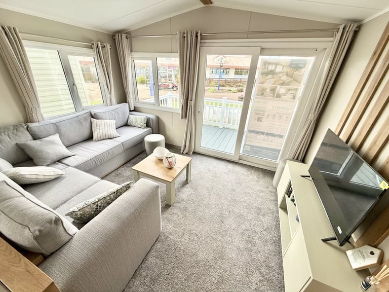 Stunning BRAND NEW static caravan package 3 bed 8 berth & st osyth clacton essex suffolk 