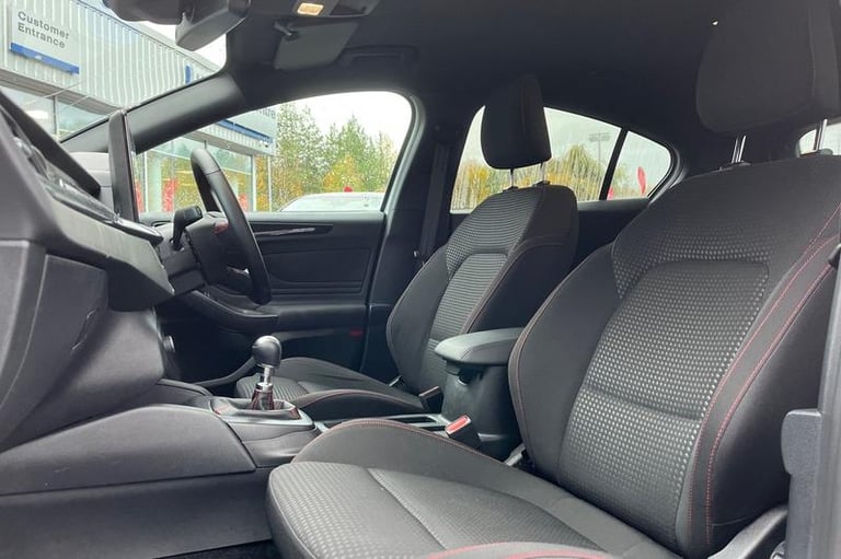 2025 Ford Focus 1.0 EcoBoost Hybrid mHEV ST-Line 5dr HATCHBACK PETROL Manual