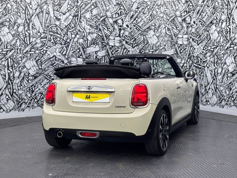 2020 MINI Convertible 1.5 Cooper Exclusive Convertible 2dr Petrol Manual Euro 6 (s/s) (136 ps) Co...