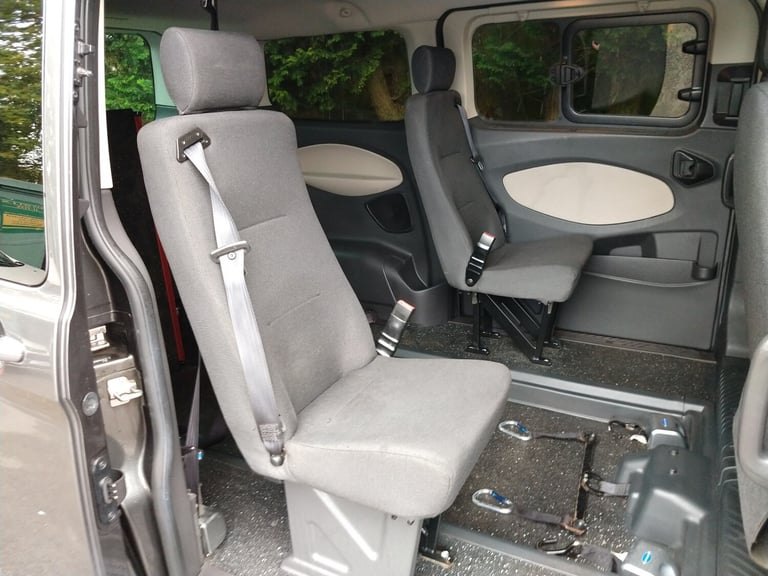 2018 Ford Tourneo Custom 2.0 TDCi Titanium Wheelchair Accessible Vehicle. Wheelchair Accessible V...