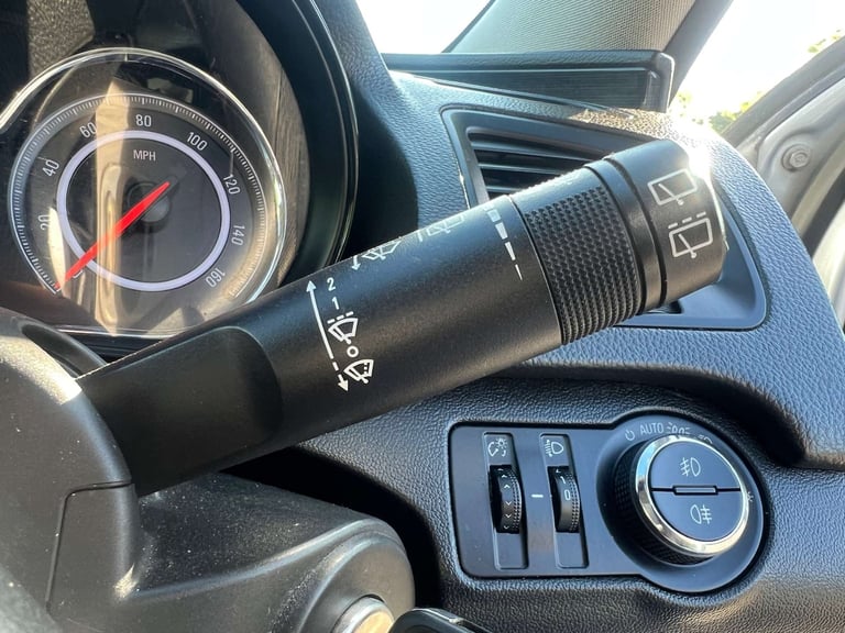 2014 Vauxhall Insignia 2.0 Insignia Tech Line CDTi ecoFLEX S/S 5dr Estate Diesel Manual