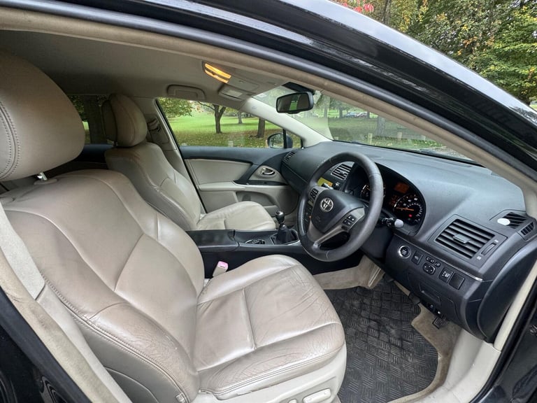 2010 Toyota Avensis 2.0 D-4D T4 Tourer Euro 5 5dr ESTATE Diesel Manual