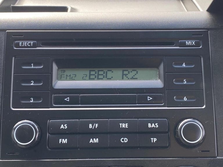 2006 Volkswagen Transporter 2.5 TDi T32 REAR LONGUE-5 BELTS-20 inch ALLOYS-PRIVATE PLATE MOTORHOM...