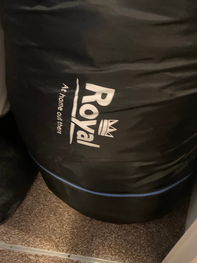 Royal Leisure welford 4 berth person man family poled tent
