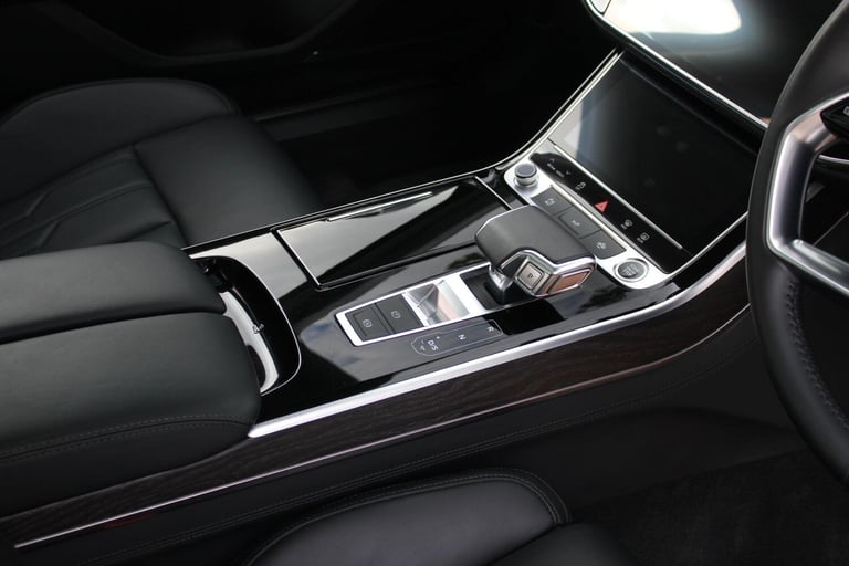 2021 Audi A8 3.0 TFSIe V6 60 Sport Tiptronic quattro Euro 6 (s/s) 4dr 14.1kWh LWB SALOON Petrol/E...