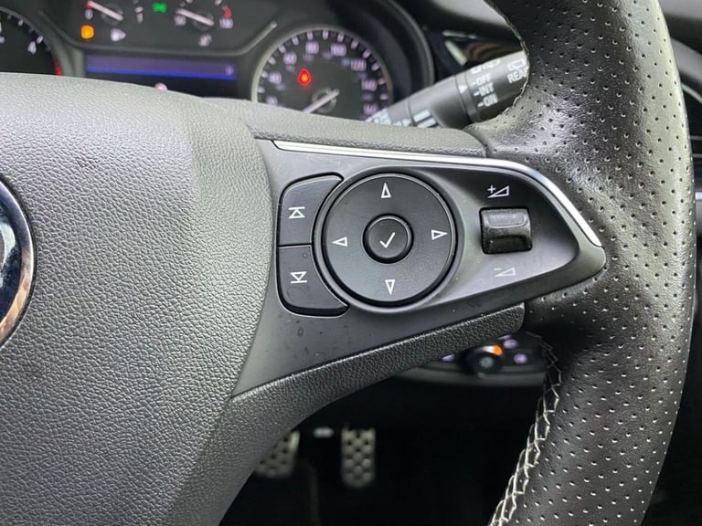 2019 Vauxhall Insignia 2.0 Turbo D BlueInjection SRi VX Line Nav Sports Tourer 5dr Diesel Manual ...