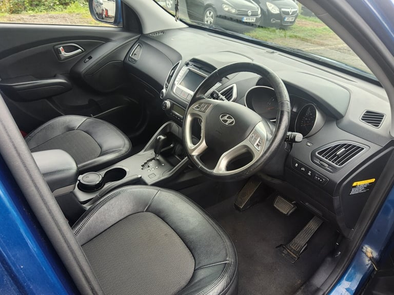 2015 Hyundai Ix35 2.4 PETROL AUTOMATIC VERY RARE WITH ONLY 70,000MILES 2 OWNER  PETROL Automatic