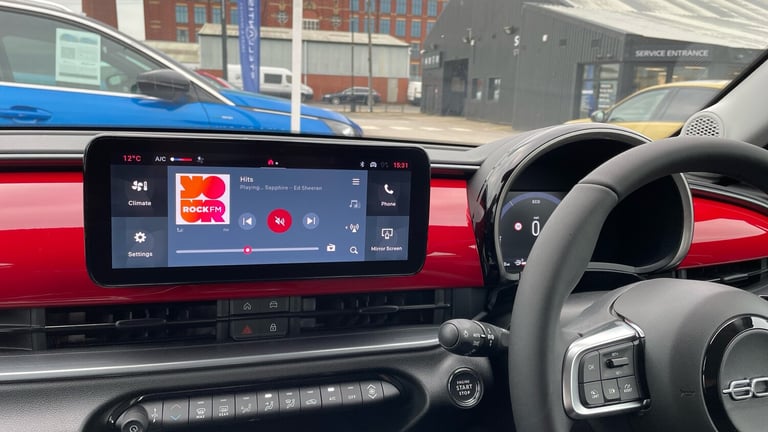 2025 Fiat 600 1.2 MHEV SUV 5dr Petrol Hybrid e-DCT Euro 6 (s/s) (100 ps) SUV Hybrid Automatic