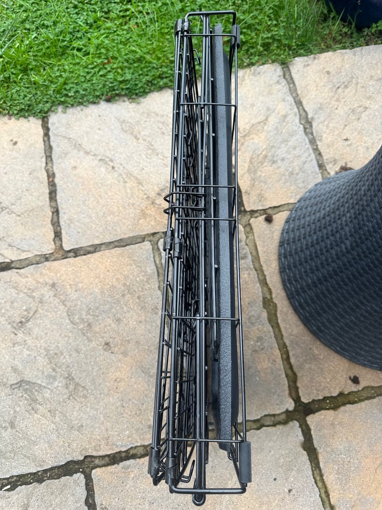 Lovely black dog crate for small/toy dog.