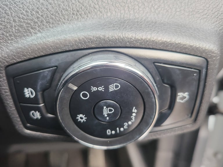 2018 Ford Ka+ ZETEC Hatchback PETROL Manual
