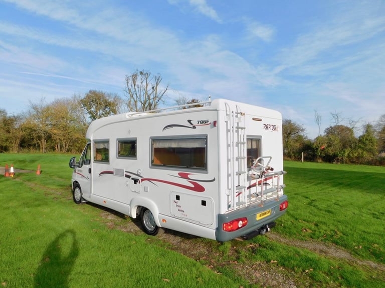 RAPIDO 786F Fiat 2.8 Jtd 4 Berth with Fixed Rear French DOUBLE BED for Sale