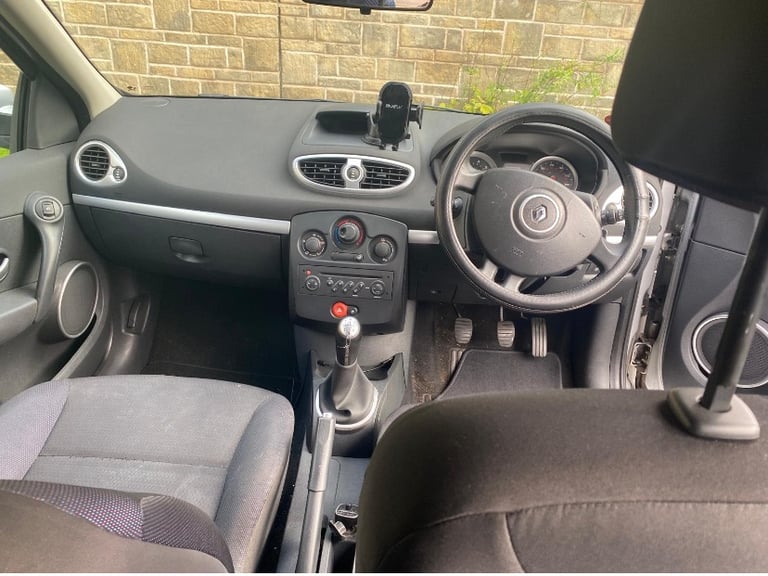 Renault, CLIO, Hatchback, 2007, Manual, 1390 (cc), 5 doors