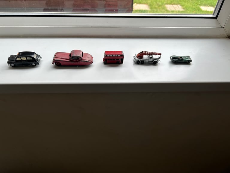 image for 5 model cars 