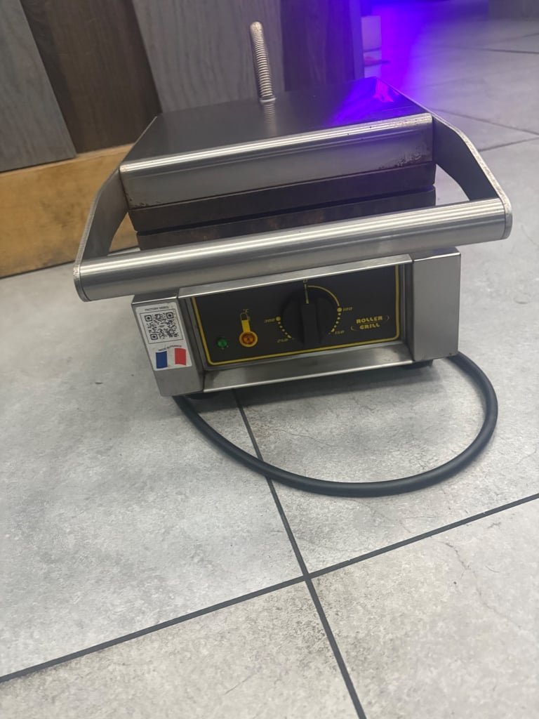 image for Buffalo Ges | Roller Waffle Maker