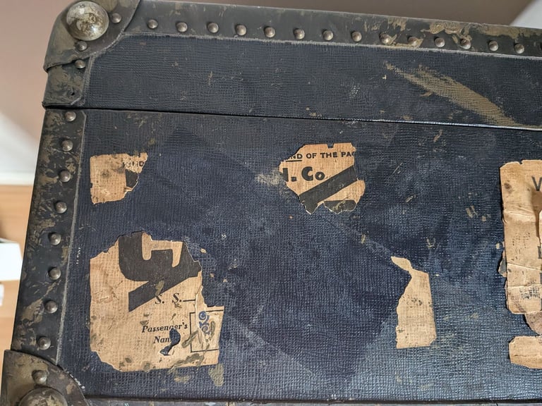 Antique WW1 Military Travelling Trunk Orderlee Suitcase Navy