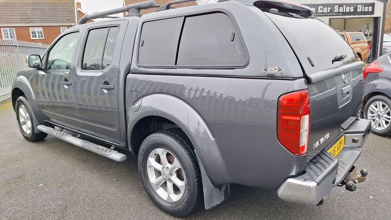 NISSAN NAVARA 2.5 dCi Tekna 2016