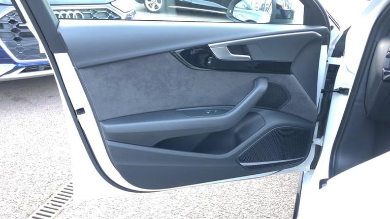 2019 Audi A4 40 TDI Black Edition 5dr S Tronic ESTATE DIESEL Automatic