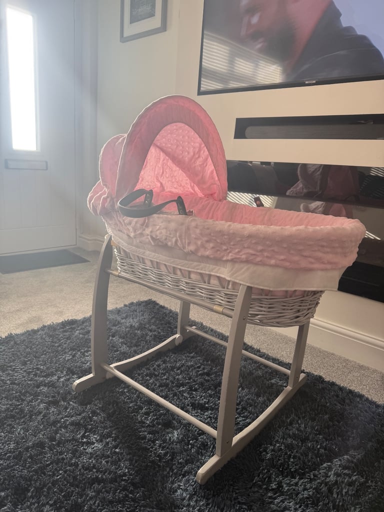 Moses basket 