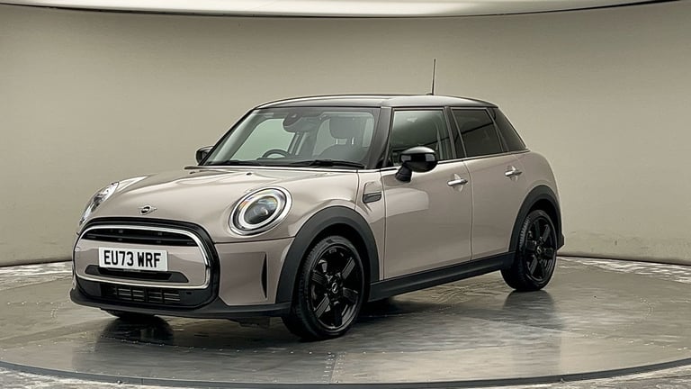 2024 MINI Hatch 5-Door Hatch Cooper Classic Hatchback Petrol Automatic