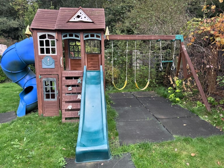 Children’s playset swing slide curly side etc