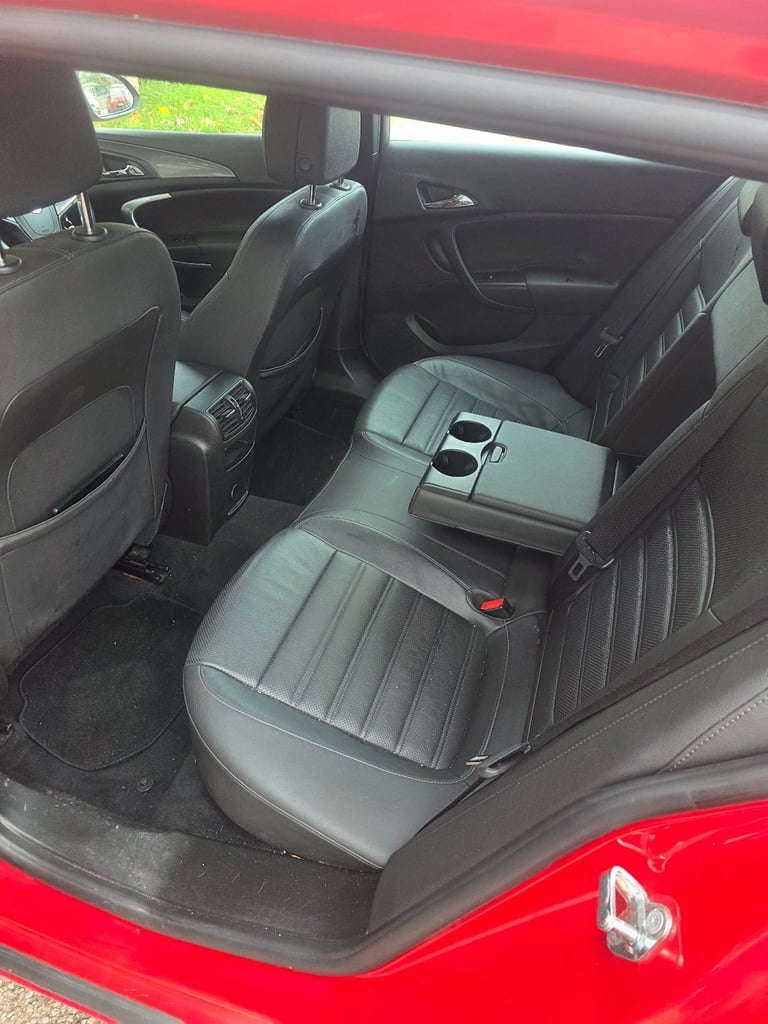 Vauxhall, INSIGNIA, Estate, 2016, Manual, 1956 (cc), 5 doors