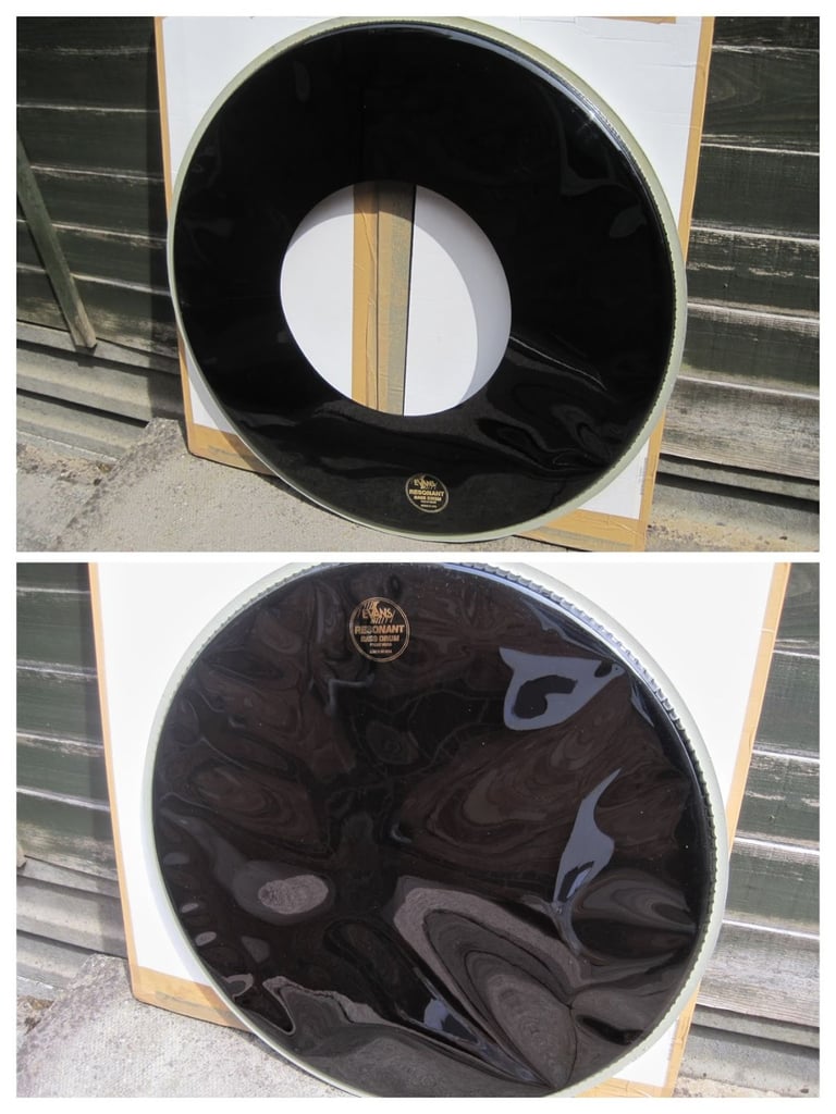 1 x 20 EVANS CLASSIC & 1 x 22 EVANS BASS DRUM HEADS GLOSS BLACK £15 Each VGC