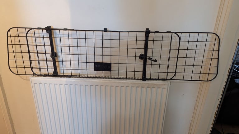 image for Sekura headrest dog guard