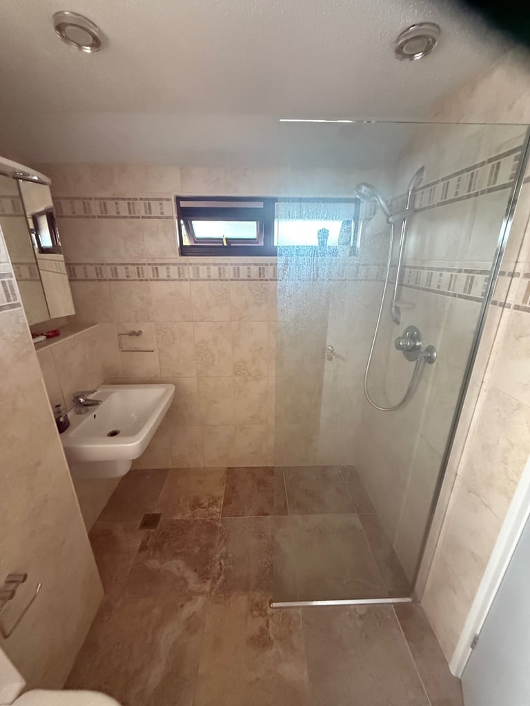 Single or Double room to rent 