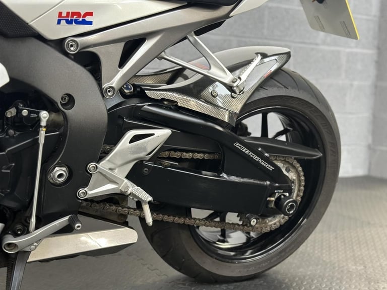2013 Honda CBR1000RR Fireblade 1000 Super Sports Petrol Manual (178 ps)