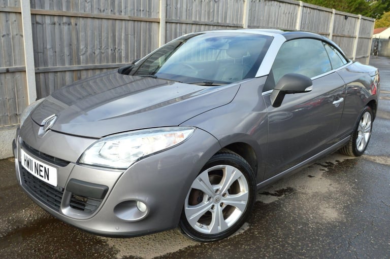 2023 Renault MEGANE DYNAMIQUE TOMTOM V 2.0 16V Dynamique TomTom CVT Euro 5 2dr PETROL Automatic