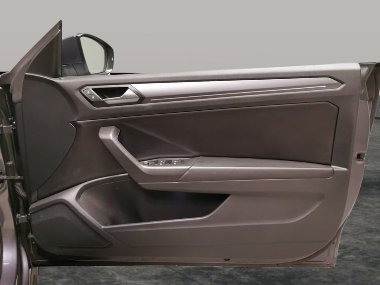 2021 Volkswagen T-Roc 1.5 TSI EVO R-Line Cabriolet 2dr Petrol DSG Euro 6 (s/s) (150 ps) - BLUETOO...