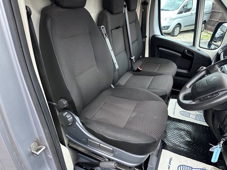 2022 Peugeot Boxer 2.2 BlueHDi 335 Professional Panel Van 5dr Diesel Manual L3 H2 Euro 6 (s/s) PA...