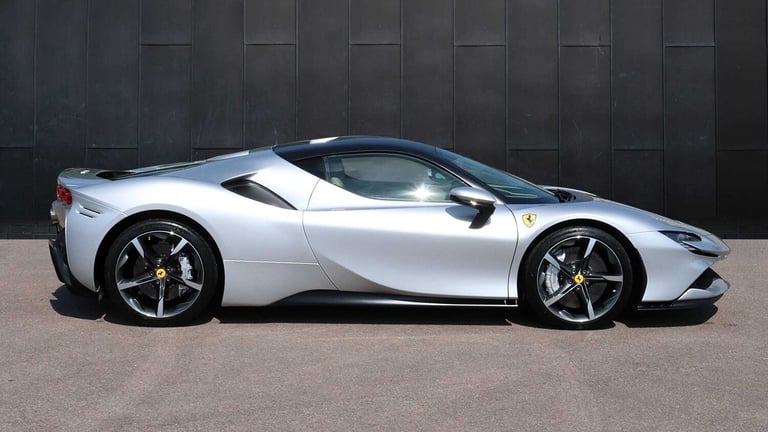 2021 Ferrari SF90 Stradale 4.0T V8 7.9kWh F1 DCT 4WD Euro 6 (s/s) 2dr Coupe Plug-In Hy Automatic