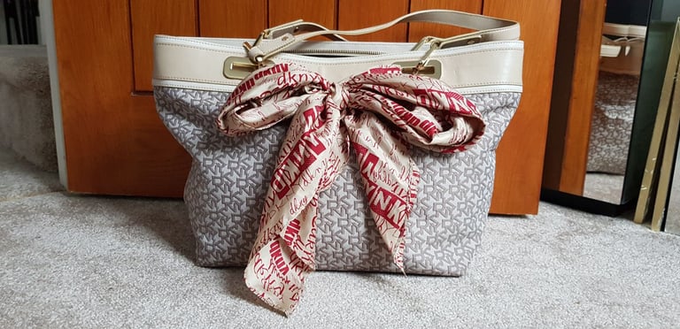 image for Dkny large tote bag