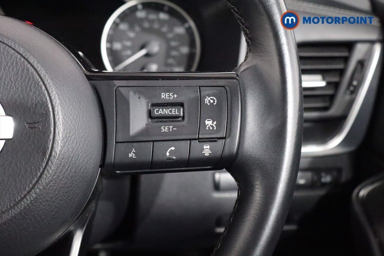 2022 Nissan Qashqai 1.3 DiG-T MH Acenta Premium 5dr SUV Petrol Manual