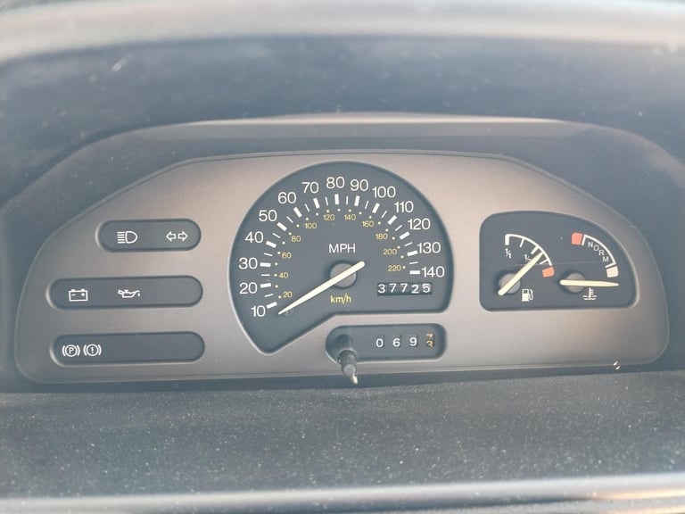 1995 FORD FIESTA MK3 1.1 QUARTZ 3 DOOR HATCHBACK GENUINE 37K 1 OWNER CLASSIC