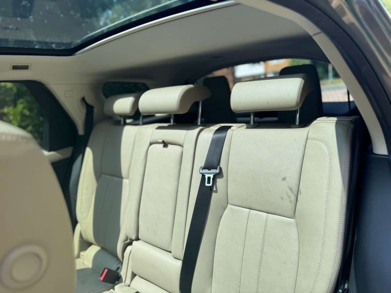 2015 Land Rover Discovery Sport 2.2 Discovery Sport HSE SD4 Auto 4WD 5dr SUV Diesel Automatic