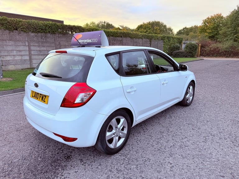 2010 10 KIA CEED 2 1.6 PETROL MANUAL SMART FAMILY MOTOR OCTOBER 2026 MOT 