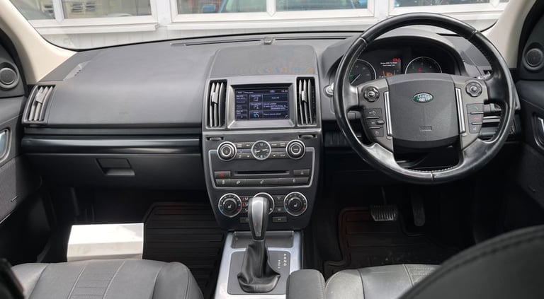 2013 Land Rover Freelander 2 2.2 SD4 Dynamic SUV 5dr Diesel CommandShift 4WD Euro 5 (190 ps) SUV ...