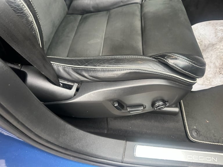 2018 Volvo XC90 2.0h T8 Twin Engine 10.4kWh R-Design SUV 5dr Petrol Plug-in Hybrid Auto 4WD ESTAT...